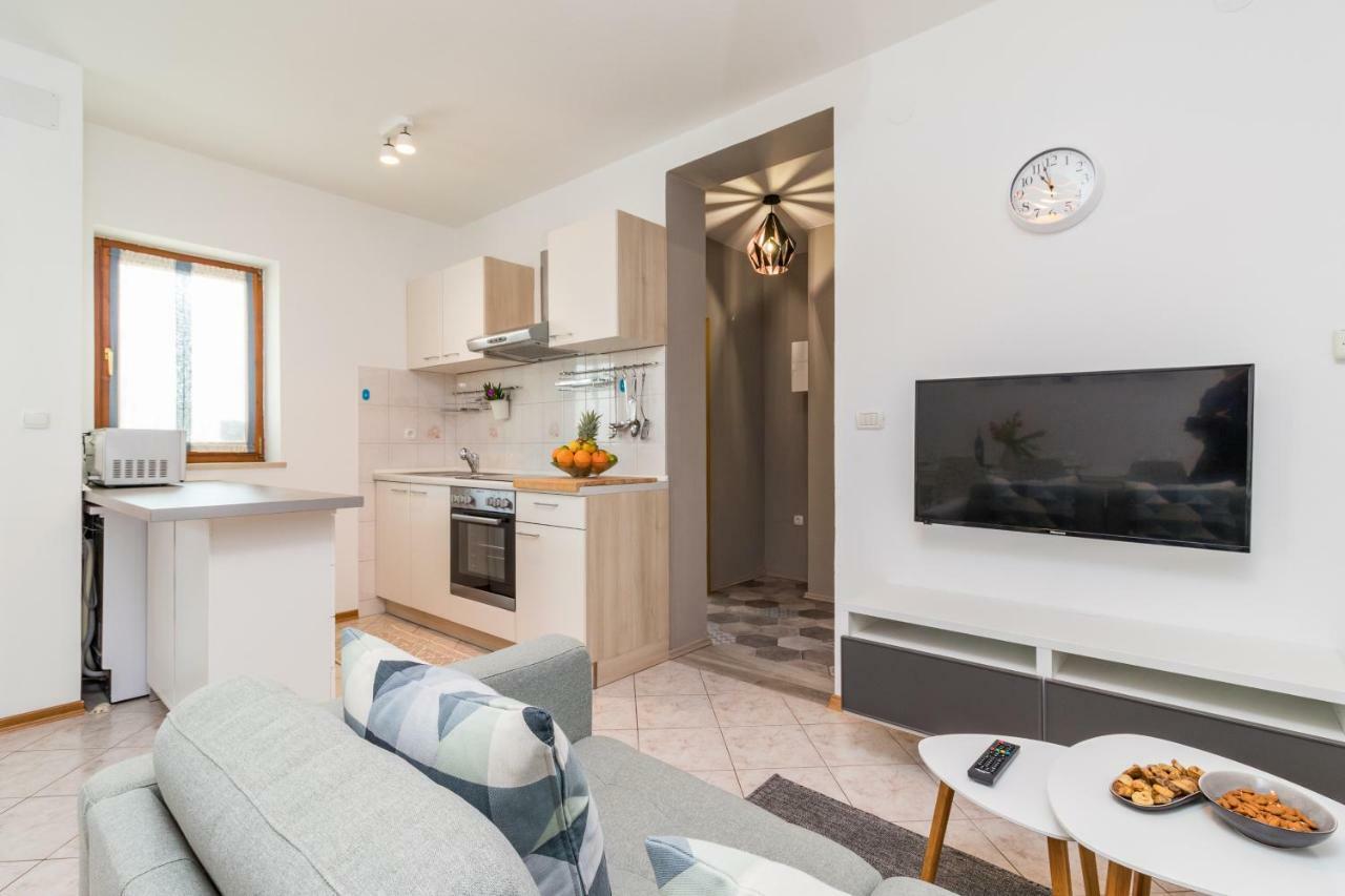 Apartment Anton, Fažana Zewnętrze zdjęcie