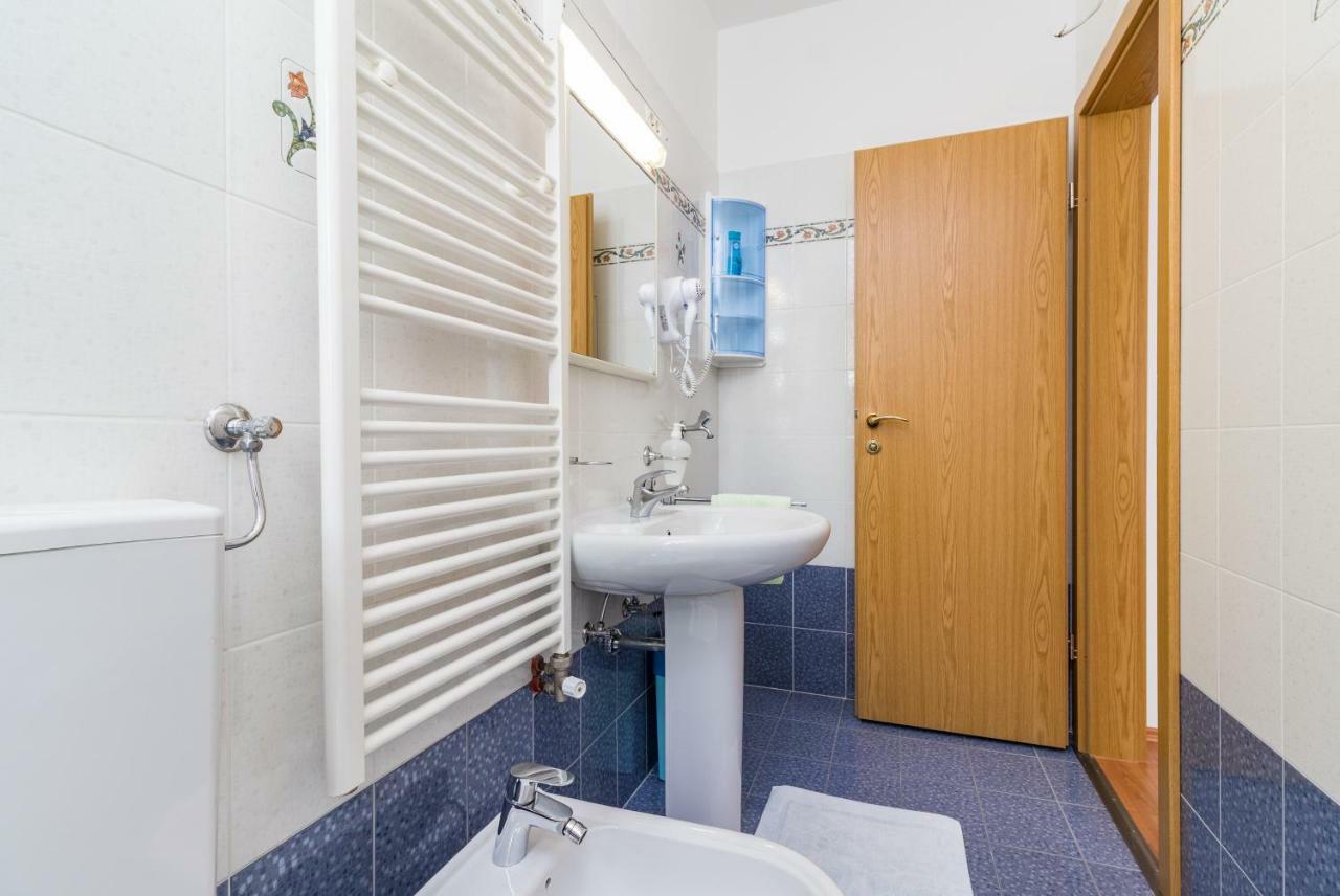 Apartment Anton, Fažana Zewnętrze zdjęcie